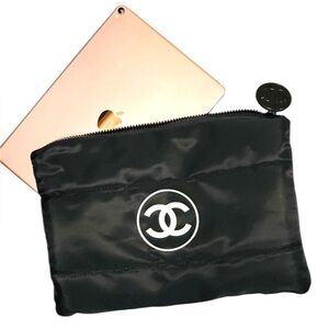 Chanel Beauty Black Puffy Cosmetic Bag Pouch Clutch Makeup Case NIP